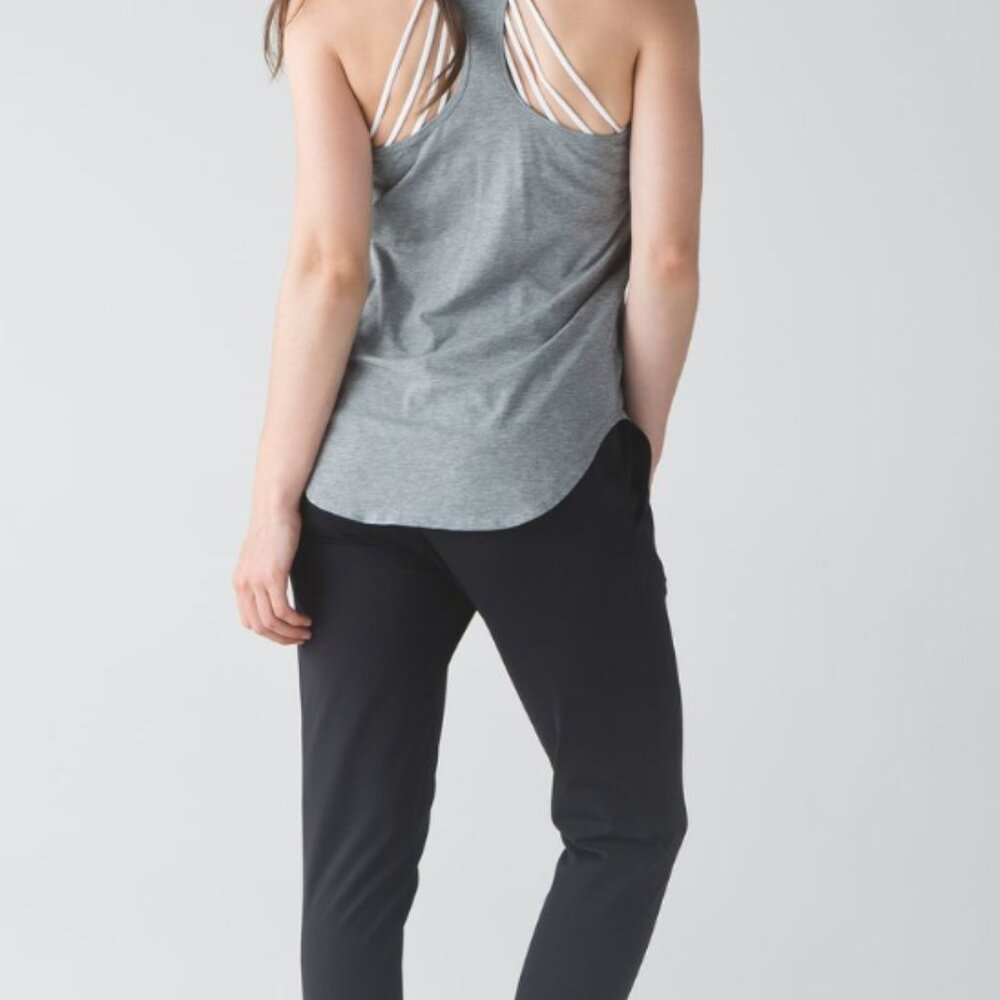 Lululemon Yogi Racer Back III - Picture 5 of 6